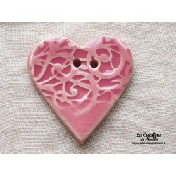 Bouton grand coeur rose en céramique