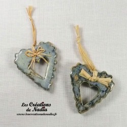 Moyen coeur dentelé bleu-gris marbré en céramique, à accrocher