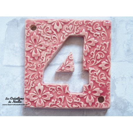 Plaque numéro maison rose en céramique Plaque numéro maison rose en céramique