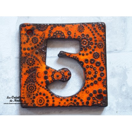 Plaque numéro maison orange en céramique Plaque numéro maison orange en céramique