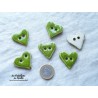 Bouton coeur vert printemps en céramique