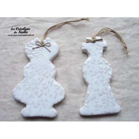 Couple d'Alsaciens en céramique, couleur blanc Couple d'Alsaciens en céramique, couleur blanc