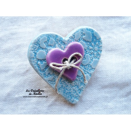 Broche coeur en céramique couleur bleu