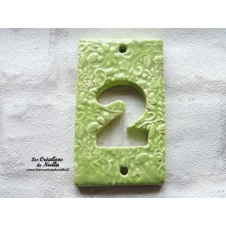 Plaque numéro maison vert amande en céramique