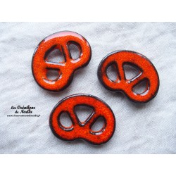 Magnet bretzel couleur orange