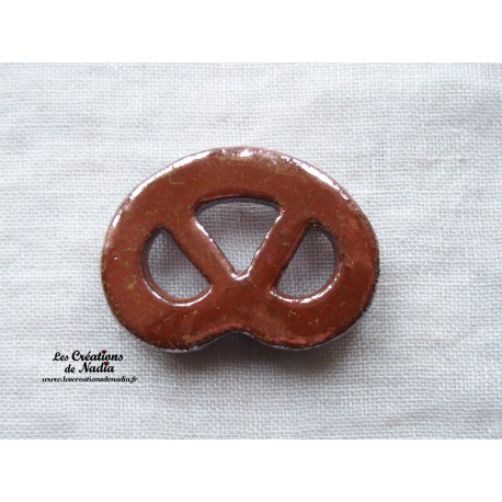 Magnet bretzel couleur or