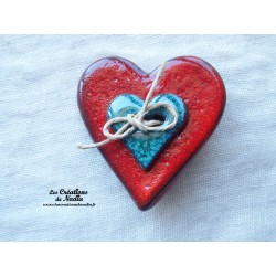 Broche coeur en céramique rouge