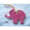 Petit éléphant couleur rose en céramique