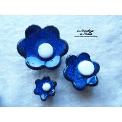 Poppies fleurs en céramique pour les jardinières, série de trois fleurs couleur bleu nuit