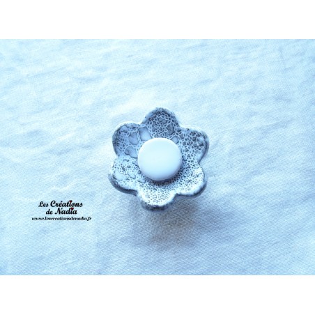 Poppies fleur en céramique pour les jardinières, moyen modèle, couleur Elsass café et blanc Poppies fleur en céramique pour les jardinières, moyen modèle, couleur Elsass café et blanc
