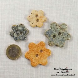 Bouton petite fleur en céramique, couleur bleu