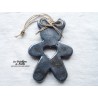 Teddy l'ourson en céramique, couleur gis métal