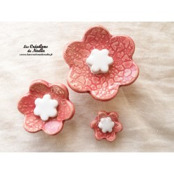 Poppies fleurs en céramique pour les jardinières, série de trois fleurs rose