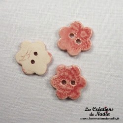 Bouton grande fleur en céramique, couleur rose bonbon impression