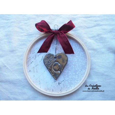Tambour à broder et coeur "Belle lettre" en céramique Tambour à broder et coeur "Belle lettre" en céramique
