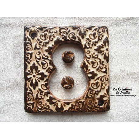 Plaque numéro maison bicolore crème en céramique