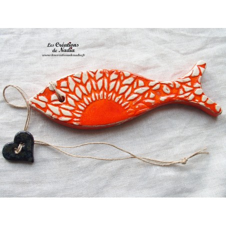 Coeur de pirate le poisson en céramique, couleur orange, à suspendre