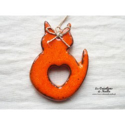 Petit chat couleur orange en céramique