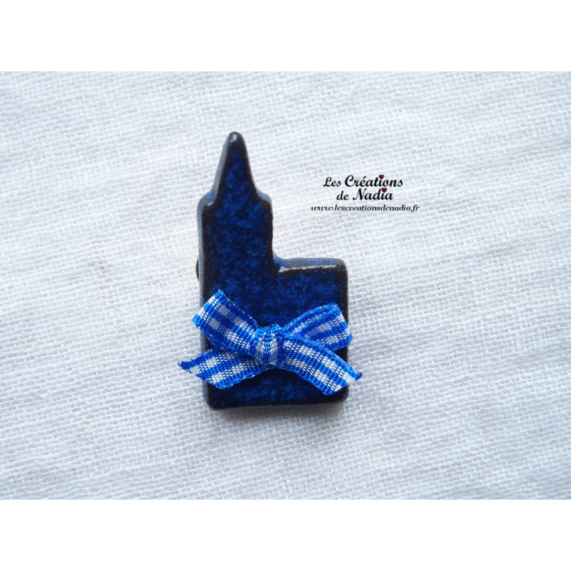 Pin's Cathédrale bleu nuit en céramique