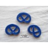 Magnet bretzel couleur bleu outremer