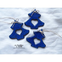 Sapin au coeur bleu nuit en poterie