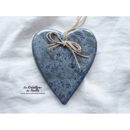 Coeur en céramique Lina à suspendre, couleur bleu gris métal Coeur en céramique Lina à suspendre, couleur bleu gris métal