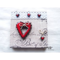 Tableau coeur dentelé rouge en céramique