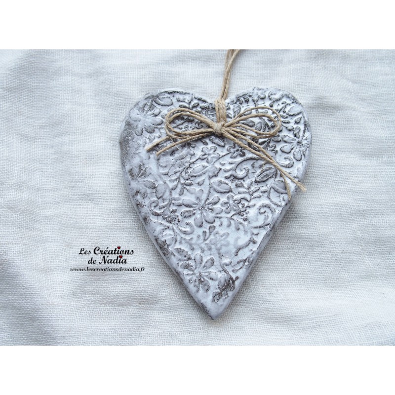 Coeur Lina en faïence, couleur Elsass café, impression fine dentelle