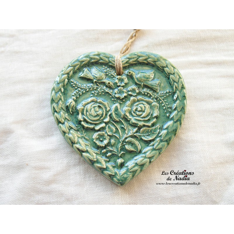 Coeur Springerlé couleur vert bouteille, impression oiseaux et fleurs