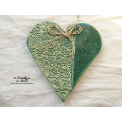 Coeur en céramique Hansi vert bouteille, impression roses anciennes, à suspendre