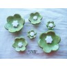 Poppies fleurs en céramique pour les jardinières, série de trois fleurs couleur vert amande et blanc