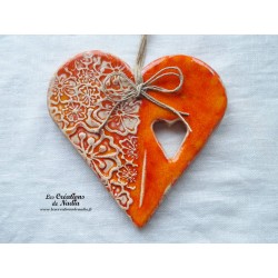 Coeur en faïence couleur bicolore , impression fleurs de capucines, céramique à suspendre