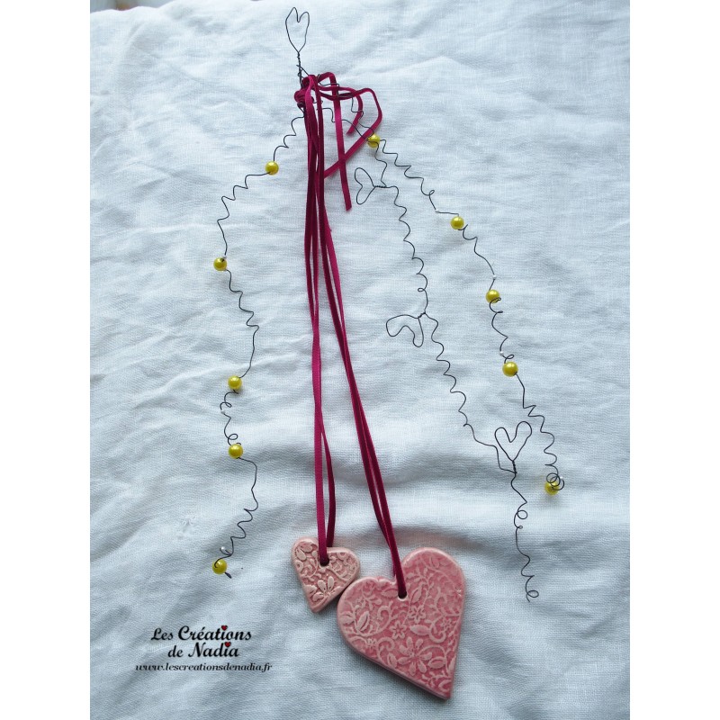 Farandole de coeurs en céramique, couleur rose, à suspendre