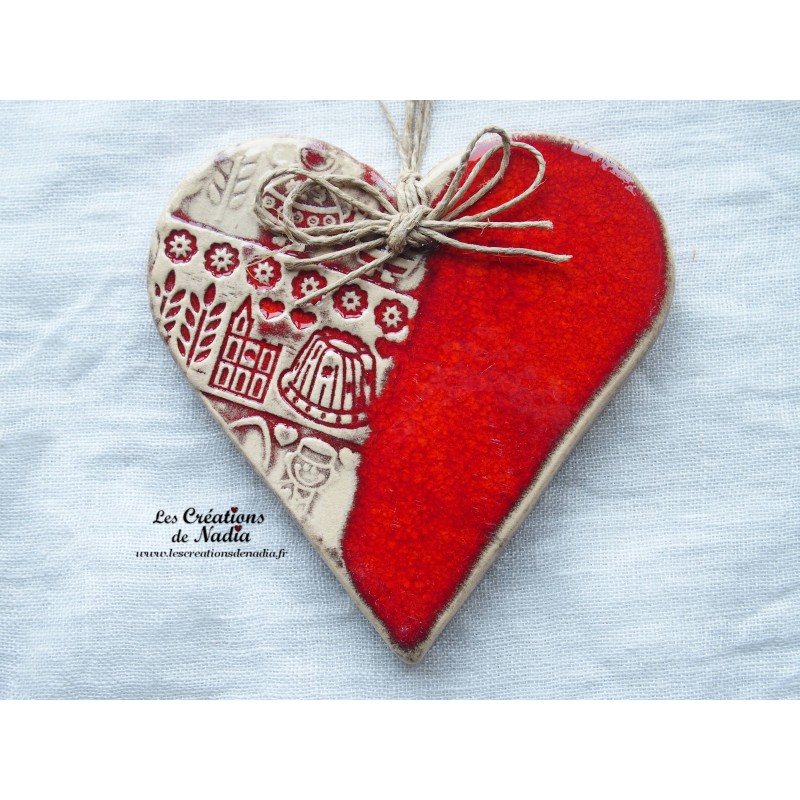 Coeur en faïence couleur rot und wiss, impression Alsace, à suspendre