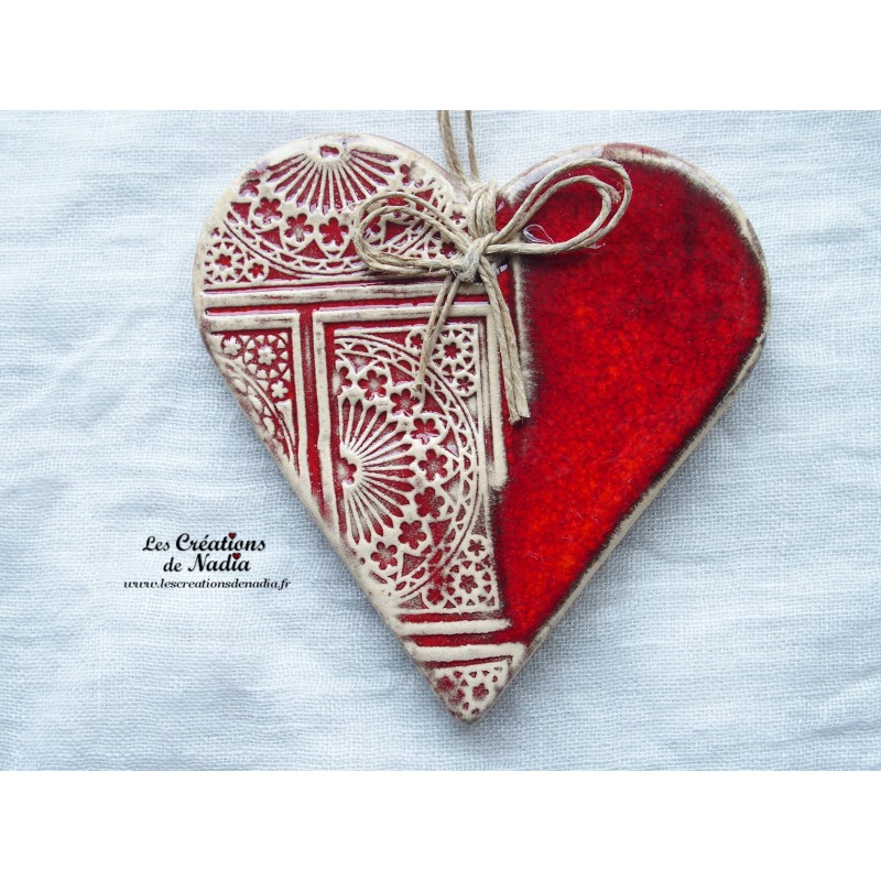 Coeur Liesel rouge en céramique, impression rosace, à suspendre