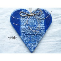 Coeur en céramique Hansi bleu outremer à accrocher