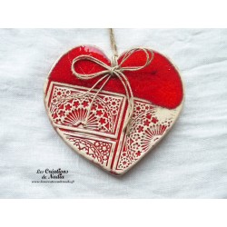 Coeur Augustine couleur rot und wiss, impression rosace, en poterie, à accrocher