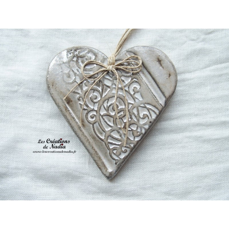 Coeur Liesel en céramique, couleur marron givré, impression volutes