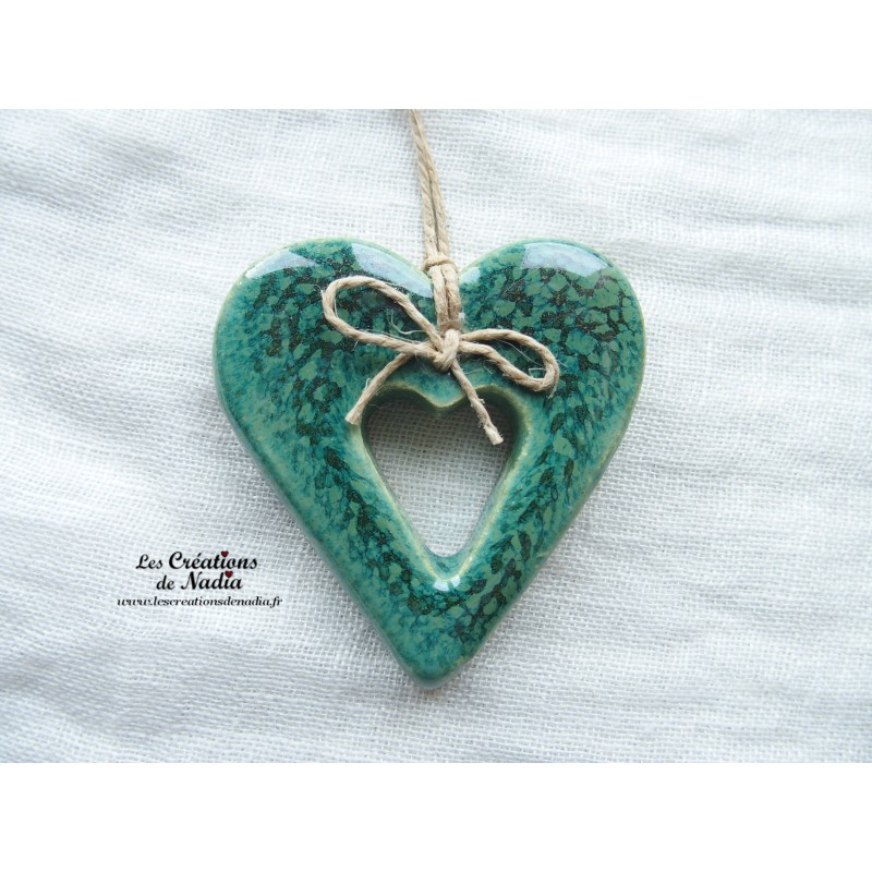 Coeur Katela en céramique à suspendre couleur vert bouteille