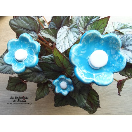 Poppies fleurs en céramique pour les jardinières, série de trois fleurs bleu lagon