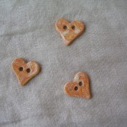 boutons coeurs