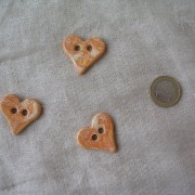 boutons coeurs