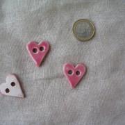 boutons coeurs