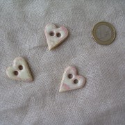 boutons coeurs