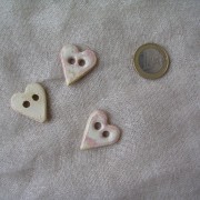 boutons coeurs