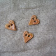 boutons coeurs