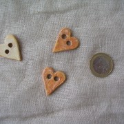 boutons coeurs