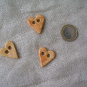 boutons coeurs