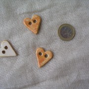 boutons coeurs
