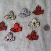 boutons oiseau colombe